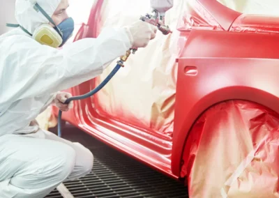 ¿Por qué es importante la formación técnica en pintura industrial y automotriz?